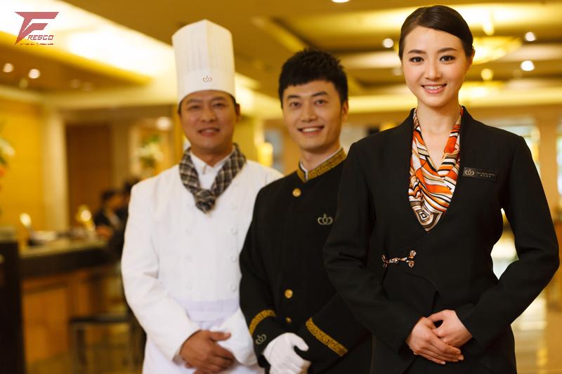 Những mẫu đồng phục khách sạn Meliá ấn tượng nhất – Gợi ý hoàn hảo cho từng vị trí nhân viên